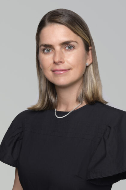 ANTUANET ALVAREZ